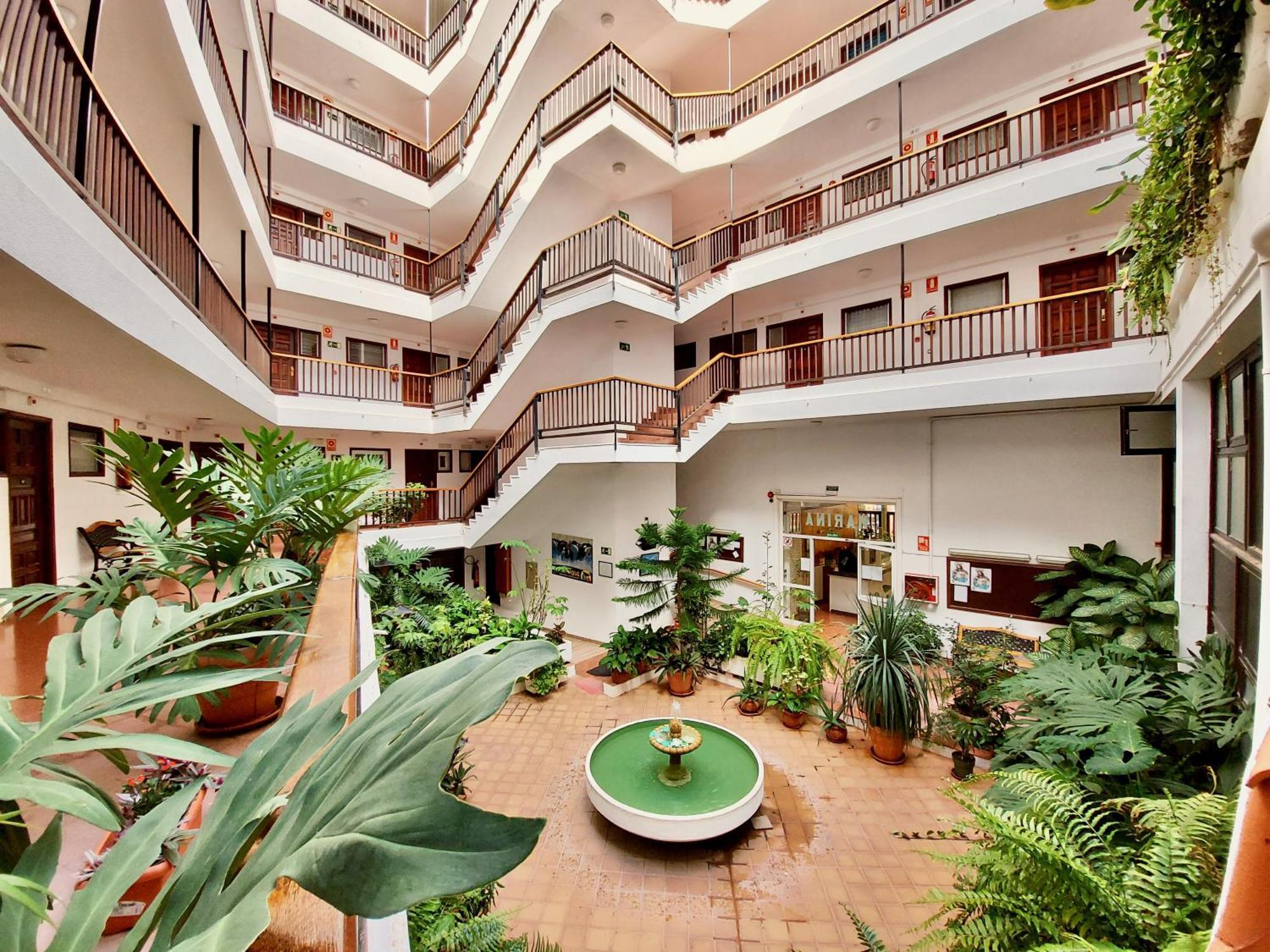 Marina Mirage Apartment *